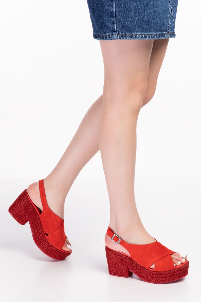 Salsa Hakiki Süet Deri Büyük & Küçük Numara Kadın Sandalet Kırmızı resmi